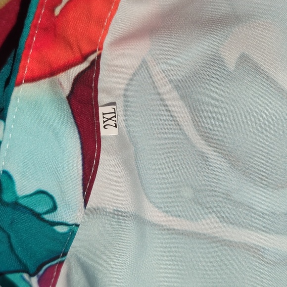 Long Button Blouse 2XL - Picture 10 of 13